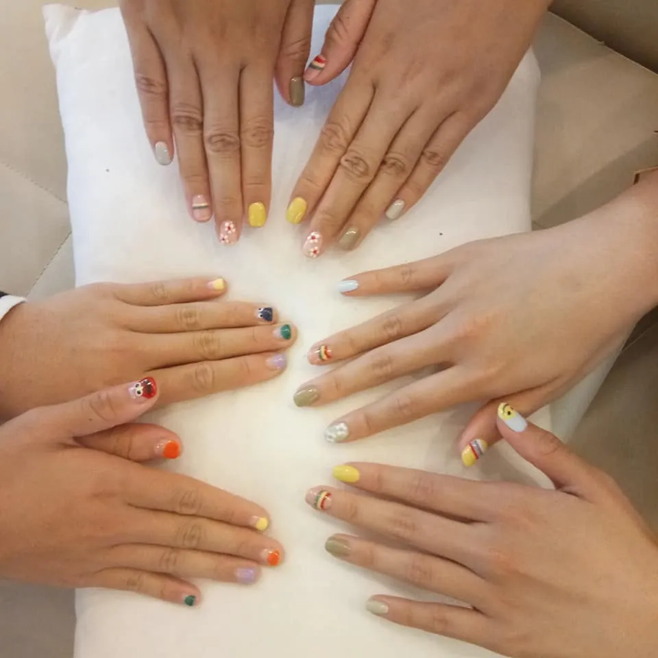 宿霧美甲美睫店Fingers nail art Salon｜菲律賓遊學新飛特約商店