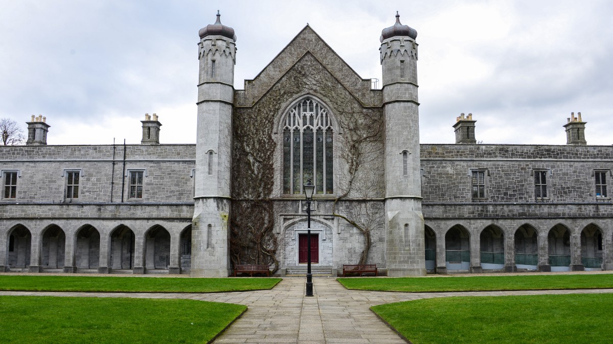 高威景點 National University of Ireland, Galway